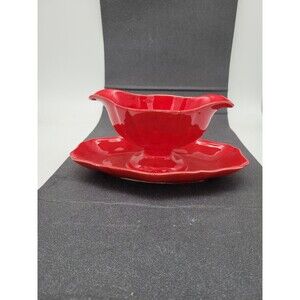 READ Vtg Henriot Quimper Saucier Red Gravy Boat All In One France R-15 Serving